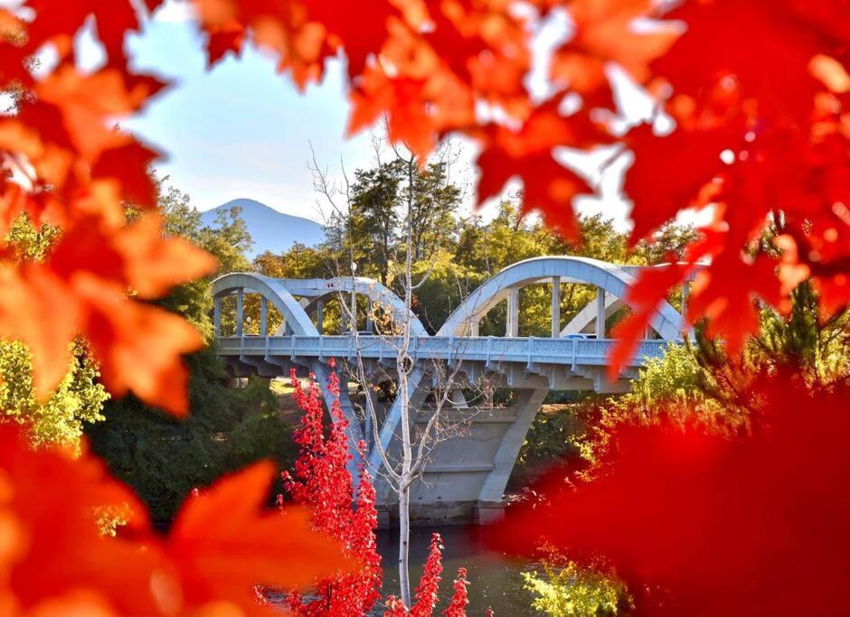 Bear Mountain - Suite 2 Grants Pass Exterior foto